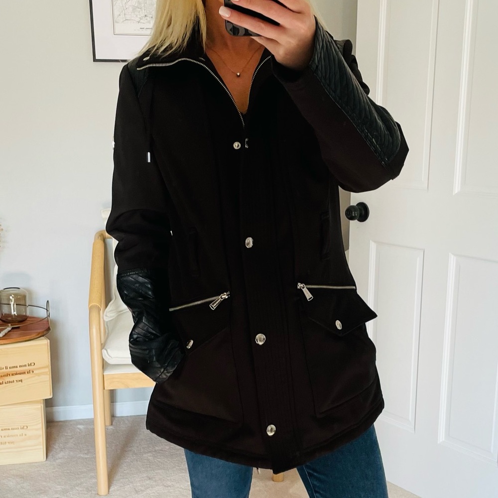 MICHAEL Michael Kors Quilted Sleeve Waterproof Coat Black Size Small - Picture 1 of 7